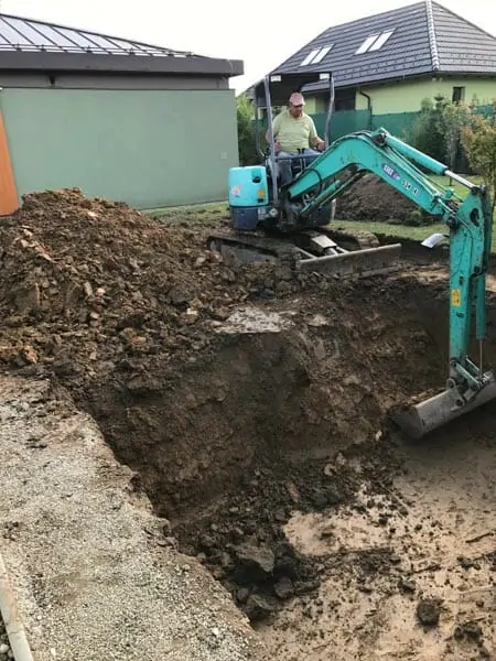 Bazén s technickou miestnosťou a zastrešením — realizácia bazéna Magiline (5)